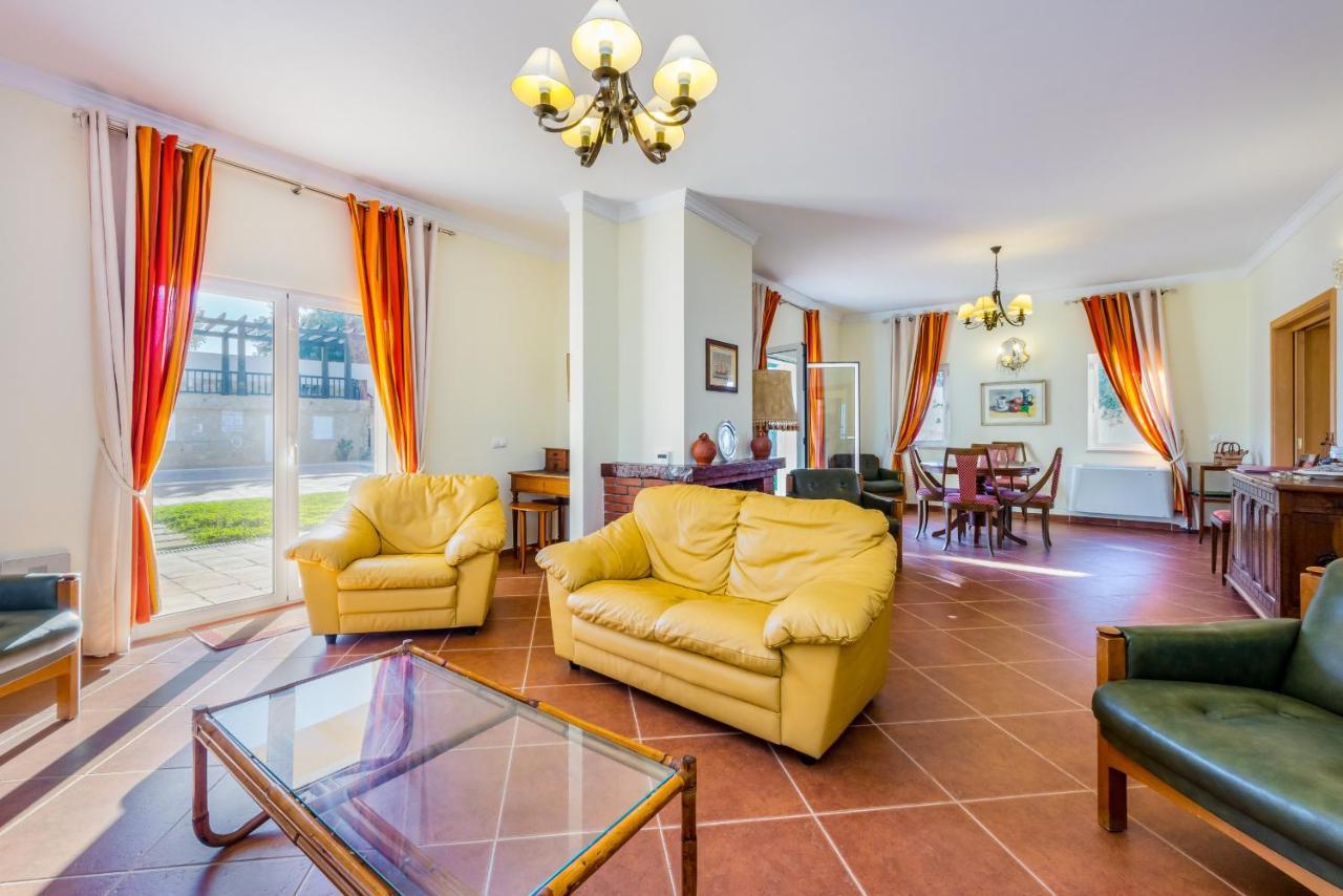 Villa Amarela โบลิเคมี ภายนอก รูปภาพ
