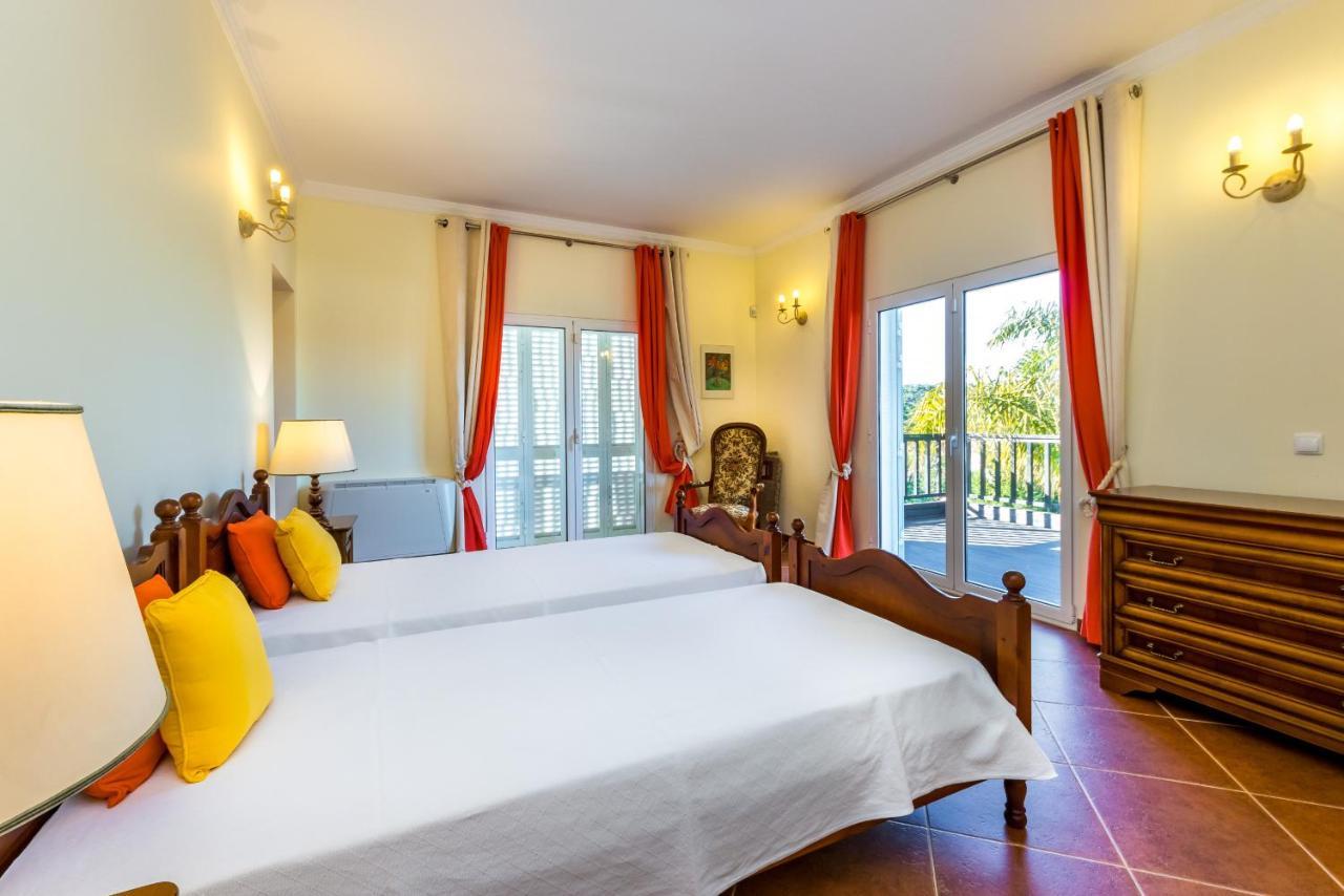 Villa Amarela โบลิเคมี ภายนอก รูปภาพ